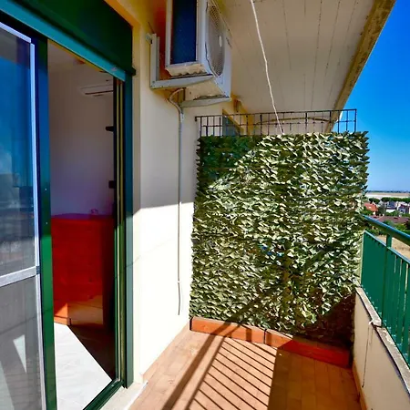 Apartamento Santo Domingo Pomezia